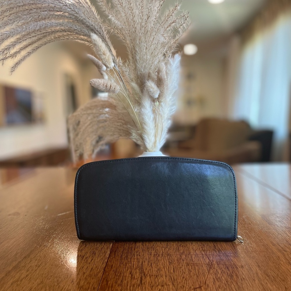 Vintage Coach Zip-Around Clutch Wallet in Black (#7241)